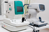 modernste Geräte: Augenarzt Dr. Gruber